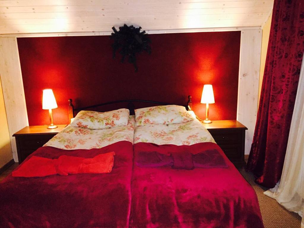 Sadibe Oberig Hotel Skhidnytsia Екстериор снимка